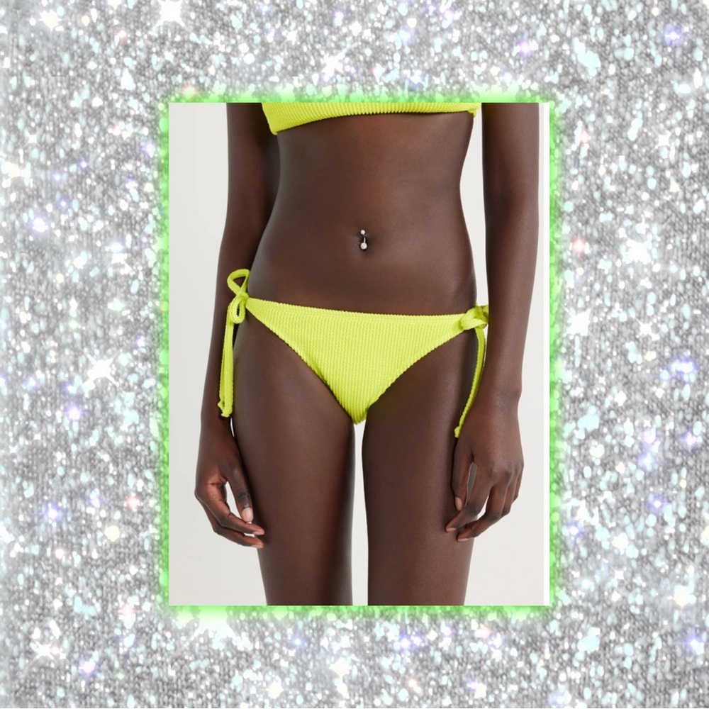 No Boundaries Juniors’ Crinkle Side Tie Bikini Bottoms, Size 3XL